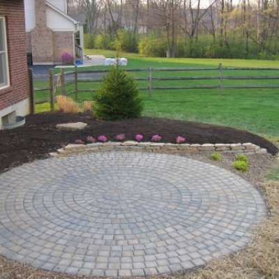 Paver Patio & Stone Retaining Wall