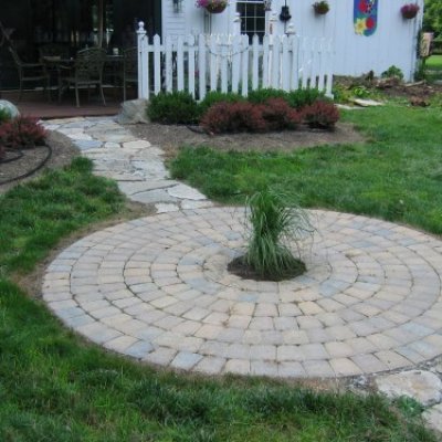 Paver Patio & Stone Walkway