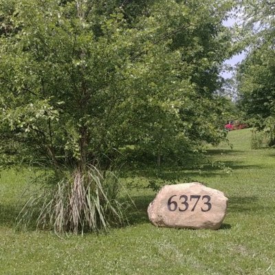 6373
