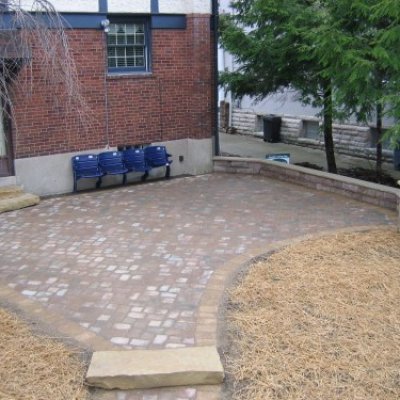 Paver Patio & Retaining Wall