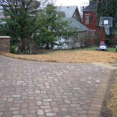 Paver Patio & Retaining Wall