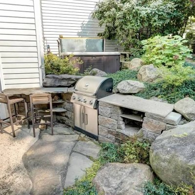 Custom Outdoor Kitchen