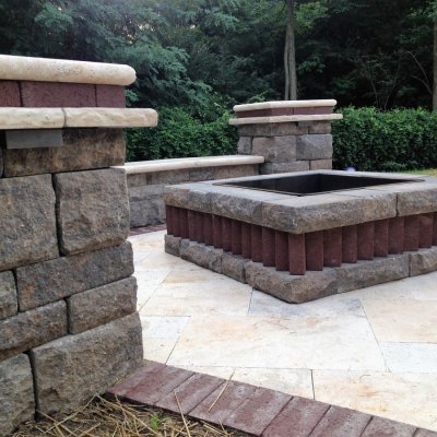 Travertine Patio Bellwood Wall With Cordovan Banding Travertine Caps Custom Firepit