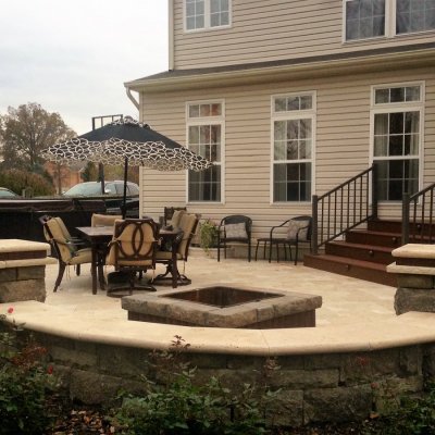 Travertine Patio Bellwood Wall With Cordovan Banding Travertine Caps Custom Firepit