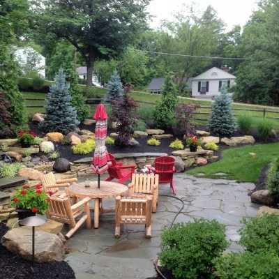 Landscape Design With Illregular Pennsylvania Blue Flagstone