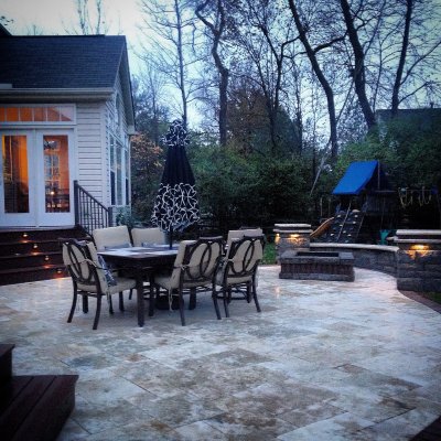 Travertine Patio Bellwood Wall With Cordovan Banding Travertine Caps Custom Firepit Led Lighting