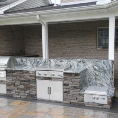 Custom Outdoor Kitchen